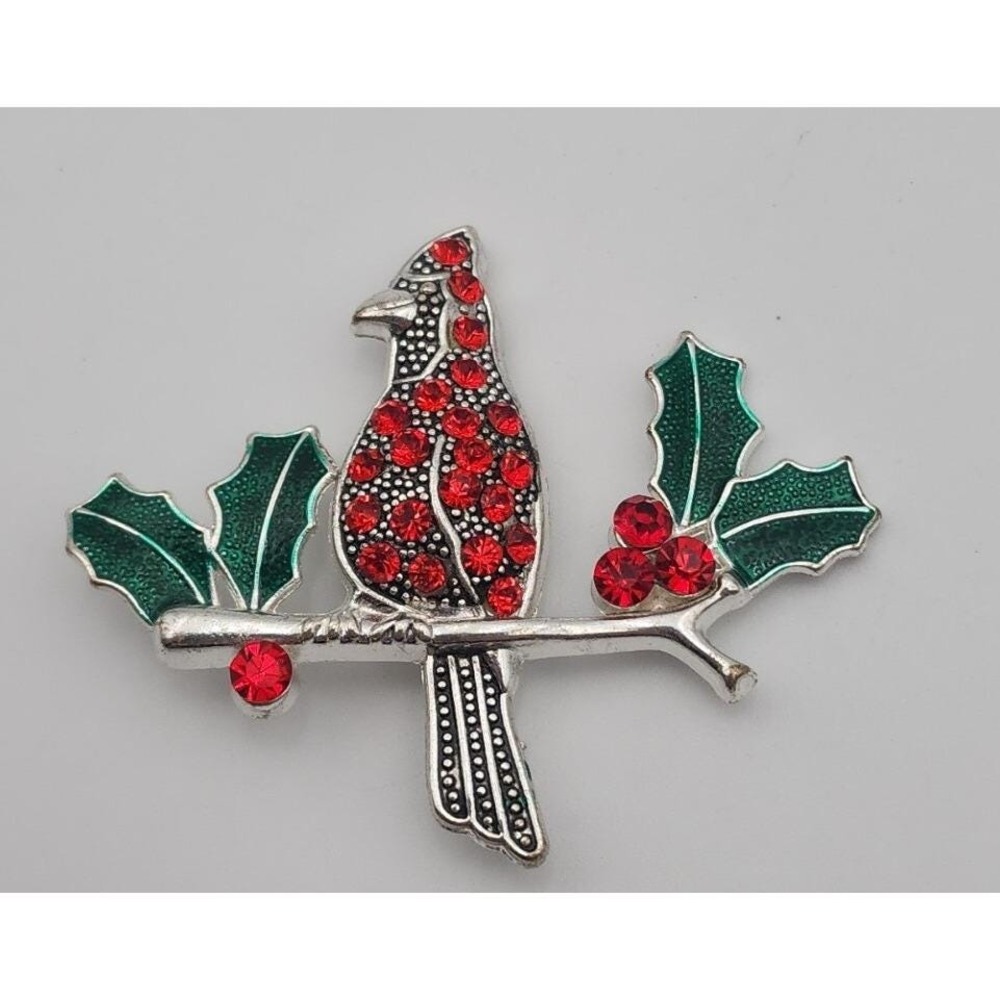 Vintage winter holiday silver tone red CARDINAL‎ bird w/ holly brooch pin